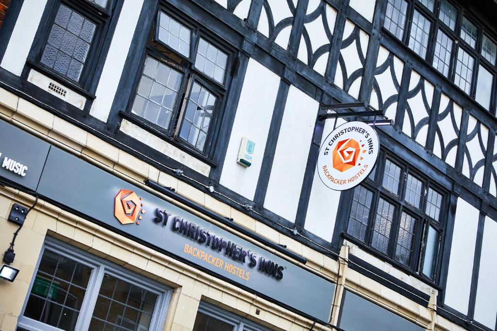 Certifikát, hodnocení, plakát nebo jiný dokument vystavený v ubytování St Christopher's Inn Camden
