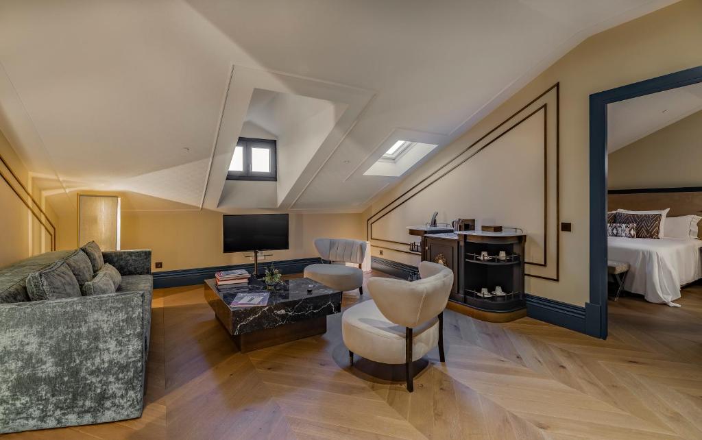 CoolRooms Palacio de Atocha - Resim 37