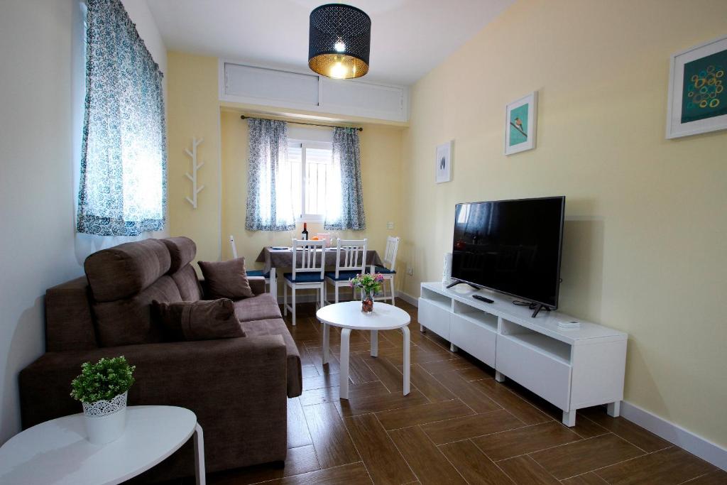 TV a/nebo společenská místnost v ubytování Palacios 6, nuevo, playa, barrio tranquilo, todos los servicios, PA