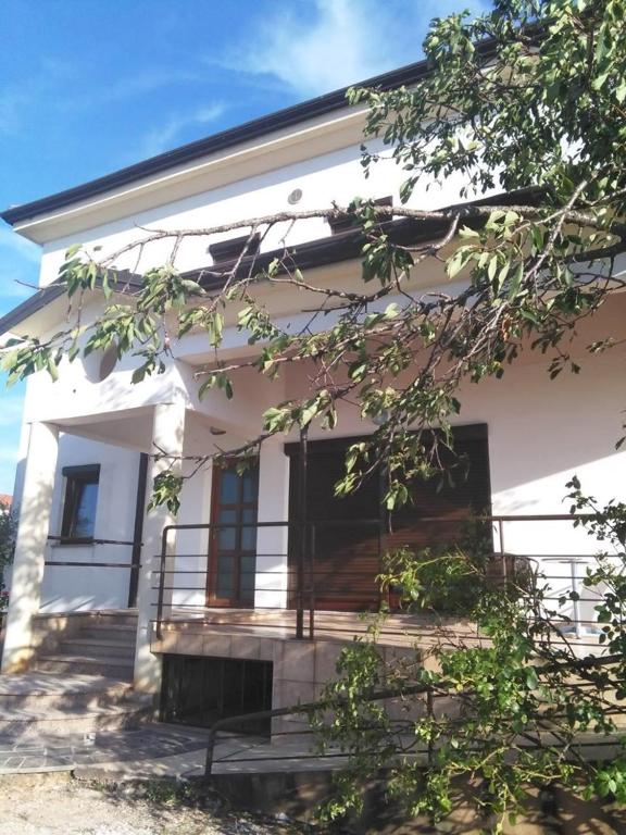 Budynek, w którym mieści się apartament