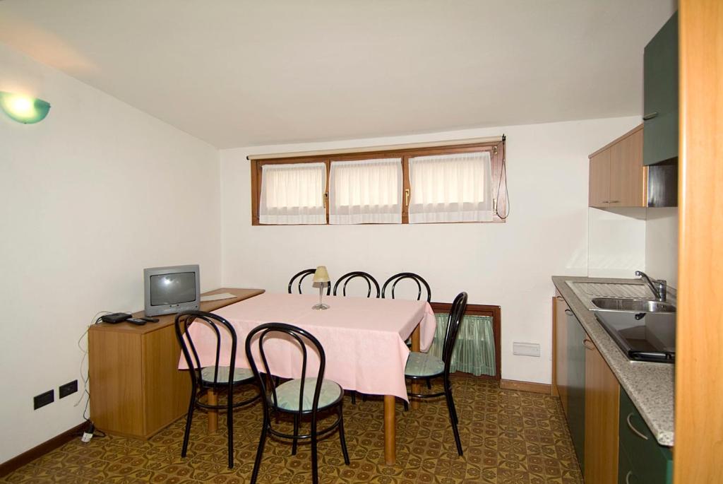 Camping Hotel Au Lac De Como - Appartement 1 Chambre