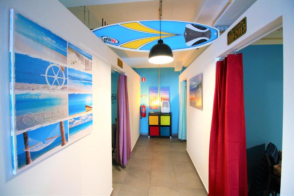 Dětský klub v ubytování The Waves Hostel