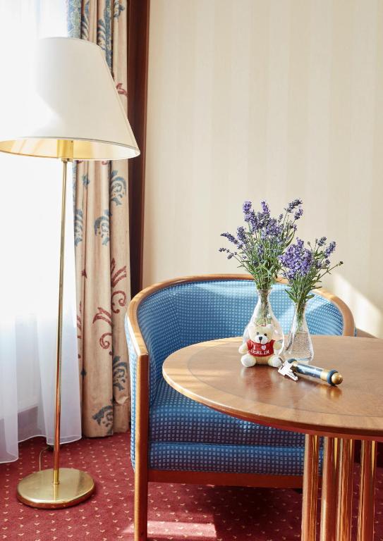 Living Hotel Berlin Mitte - Resim 35