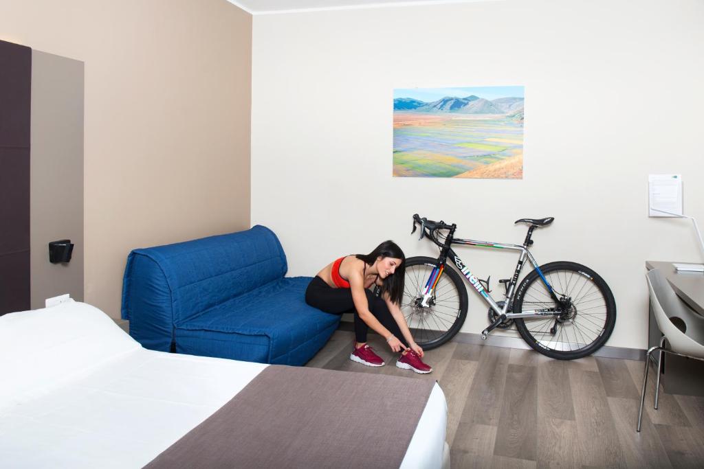 City Hotel & Suites - 15