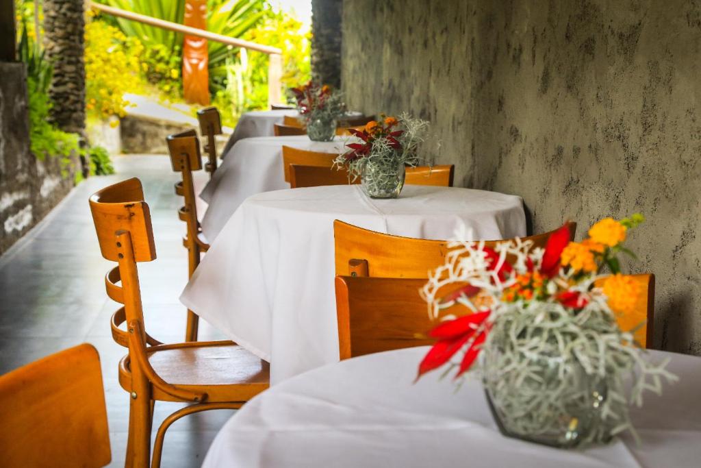 Restaurace v ubytování Easter Island Ecolodge