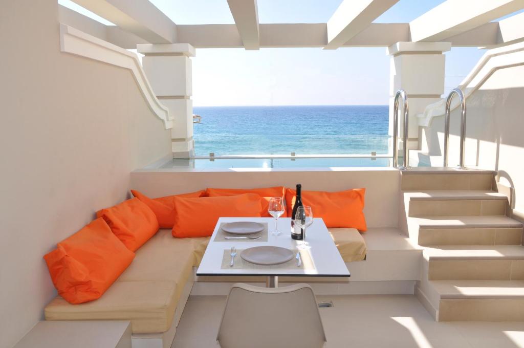 Posezení v ubytování Agios Gordios Beach Resort