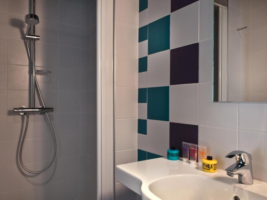 Hôtel des Métallos - Resim 3