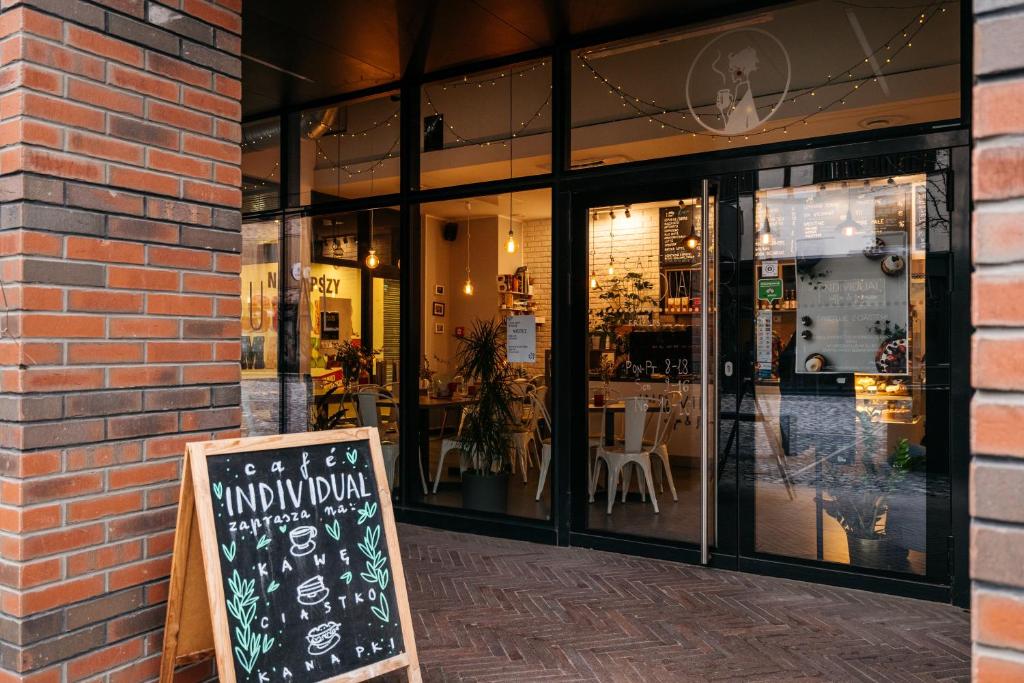 Reštaurácia alebo iné gastronomické zariadenie v ubytovaní Brewery Apartment - LoftAffair