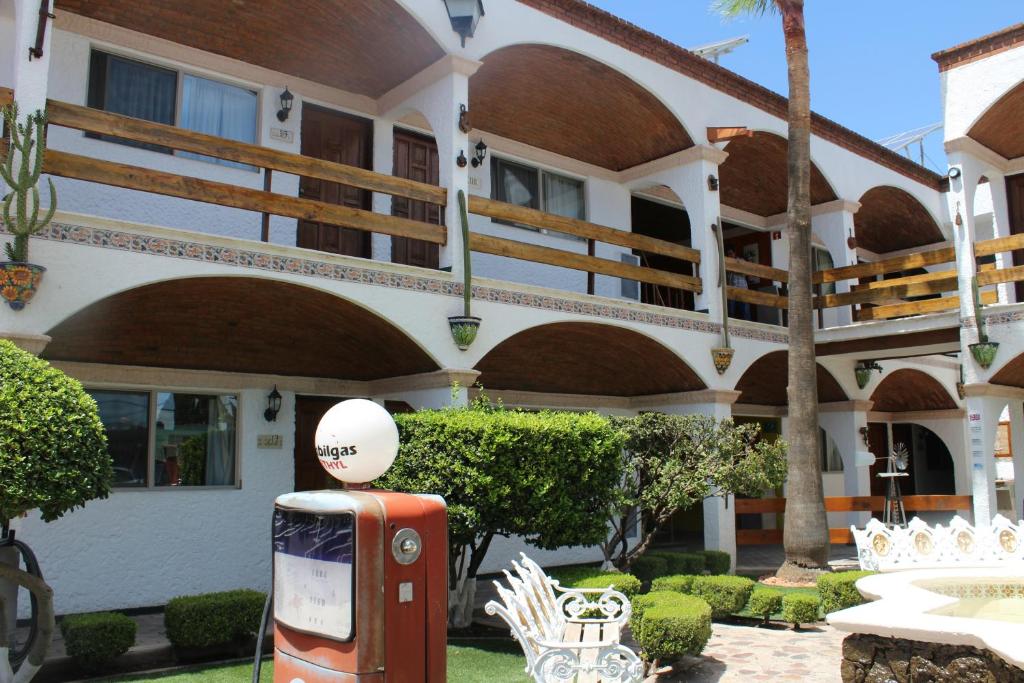 Budova, kde se hotel nachází