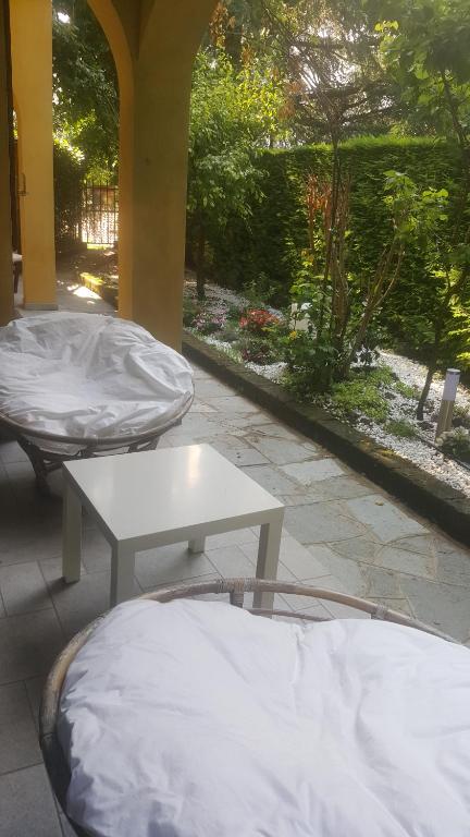 Fotografia z galérie ubytovania ROSE'S GARDEN - zona tranquilla - vicino Torino v destinácii Pino Torinese