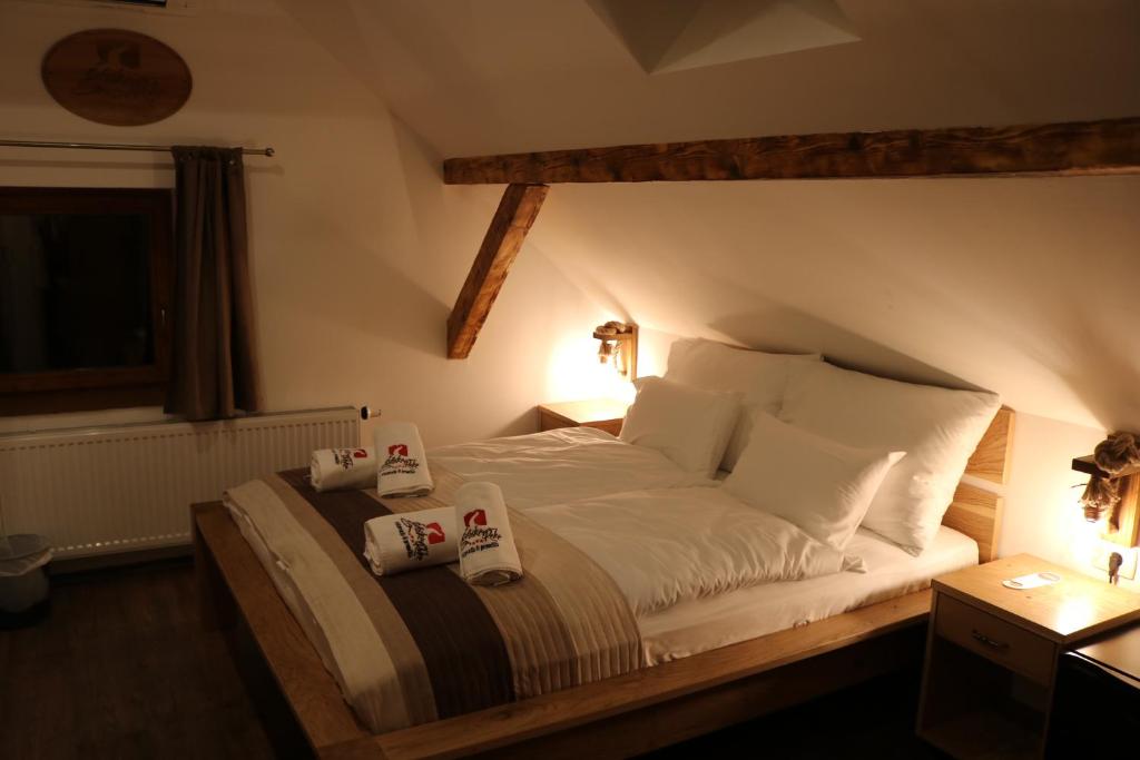 Postel nebo postele na pokoji v ubytování Gorska Reka Guesthouse