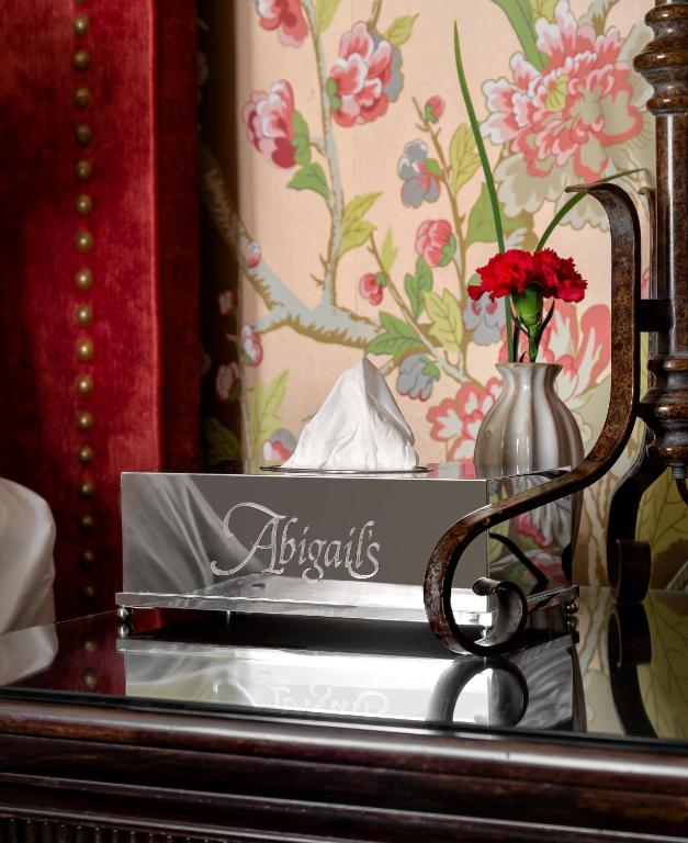 Abigail's Hotel - Resim 8