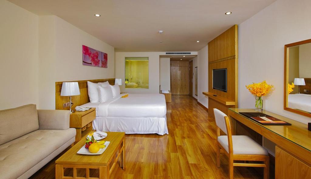 Suite Nhìn Ra Thành Phố