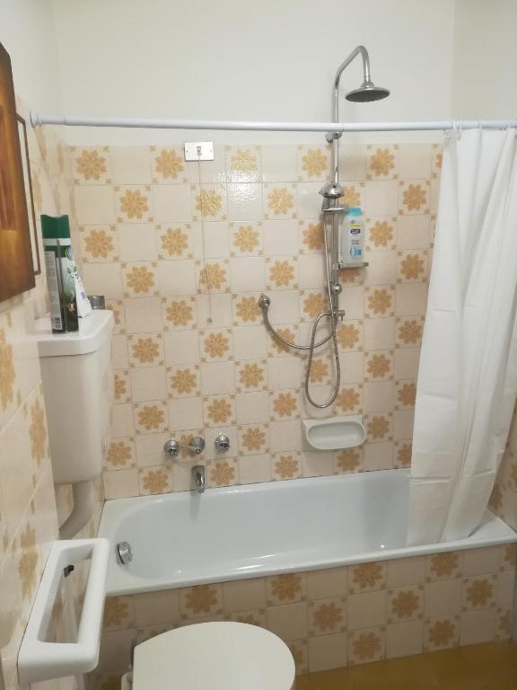 Kép APPARTAMENTO LUISA szállásáról Chiesa in Valmalencóban a galériában