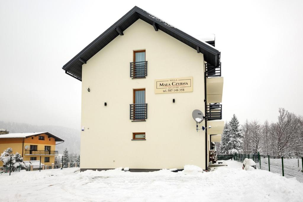 Willa Mała Czyrna - 12
