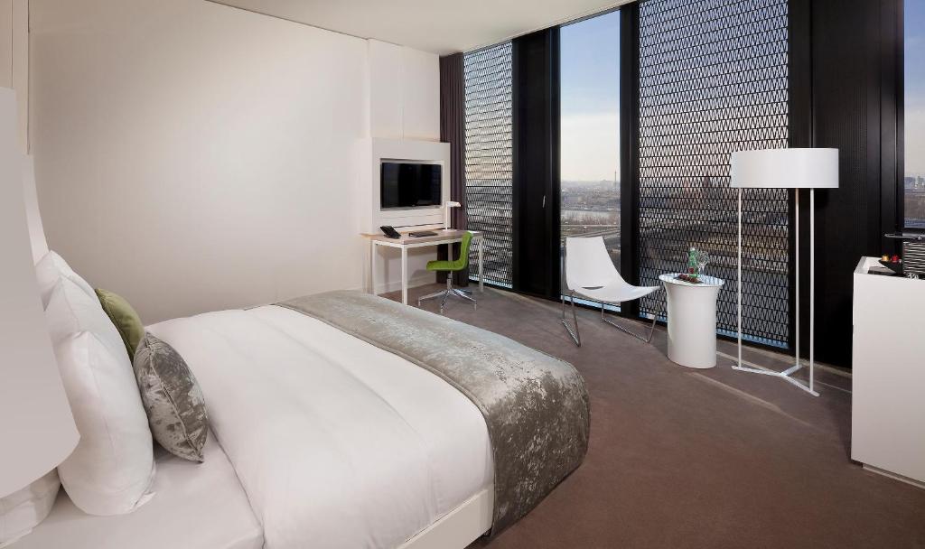 
The Level Room with Executive Lounge Access
