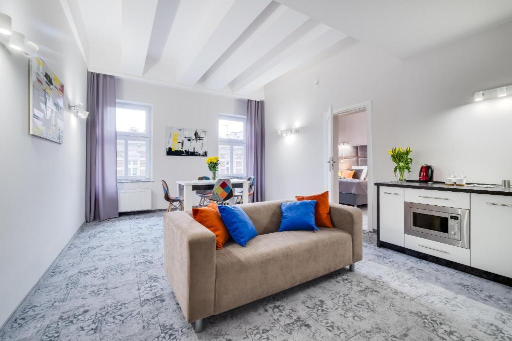 SAVOY Mariacka Apartments - 9