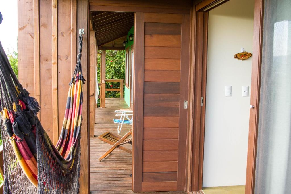  Casa em CondomÍnio Fechado com Vista para Lagoa