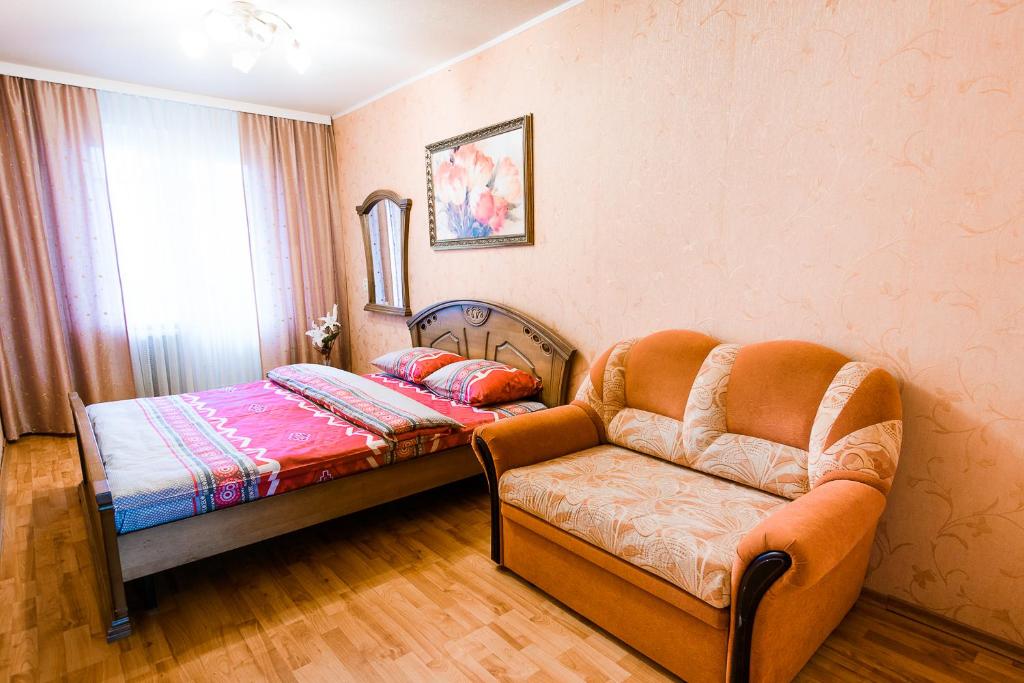Trekhkomnatnye apartamenty - Housity