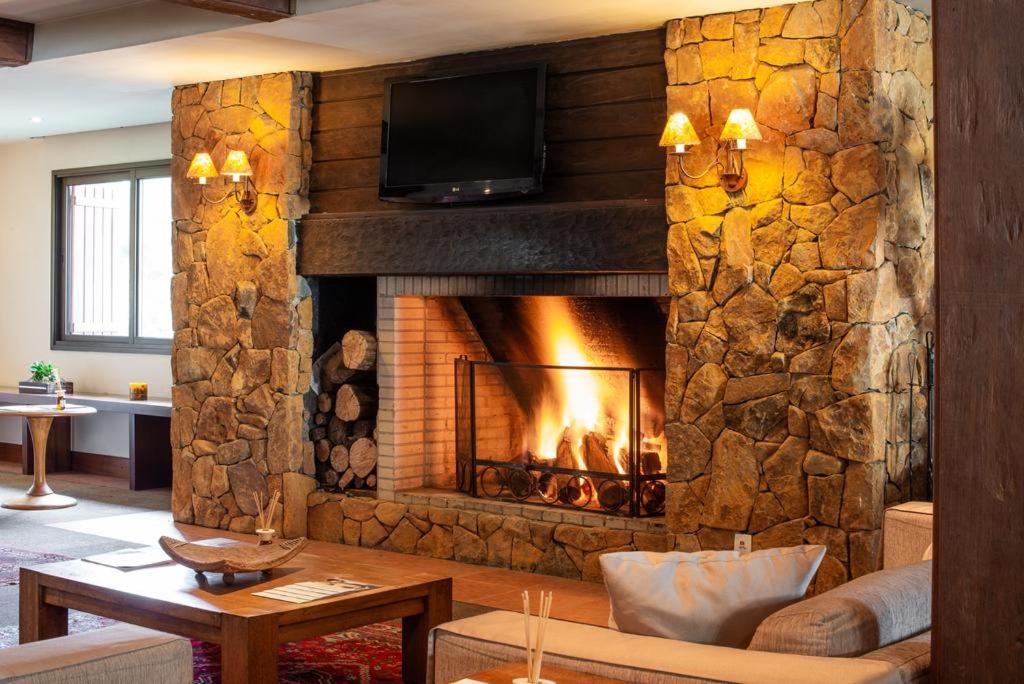  Flat em Hotel 4 estrelas Ed Alpenhaus Gramado-4 pessoas