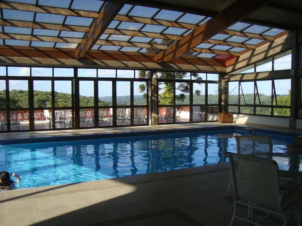  Flat em Hotel 4 estrelas Ed Alpenhaus Gramado-4 pessoas