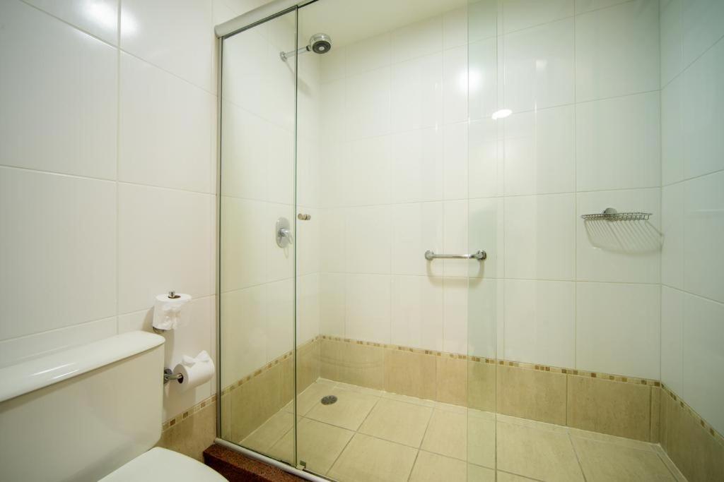  Flat em Hotel 4 estrelas Ed Alpenhaus Gramado-4 pessoas