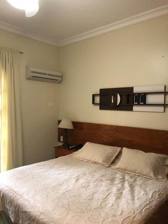  Suite 2-104 em Flat frente ao mar
