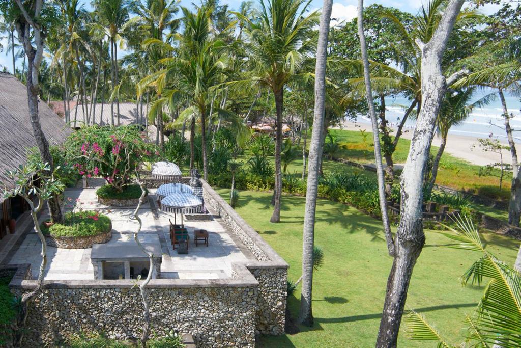 Zahrada ubytování The Oberoi Beach Resort, Bali