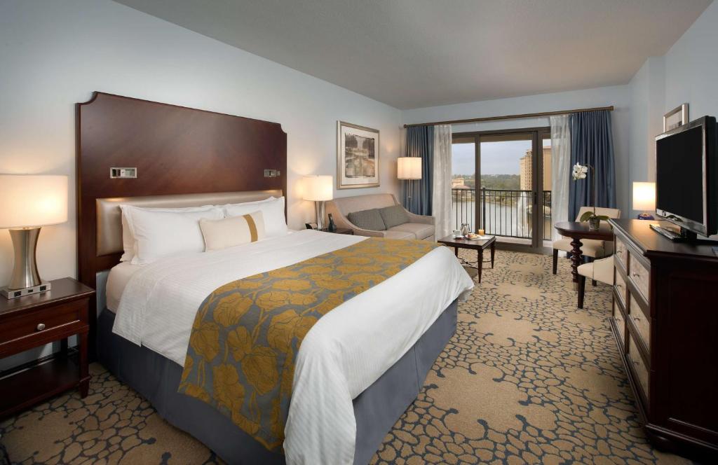 Wyndham Grand Orlando Resort Bonnet Creek - 