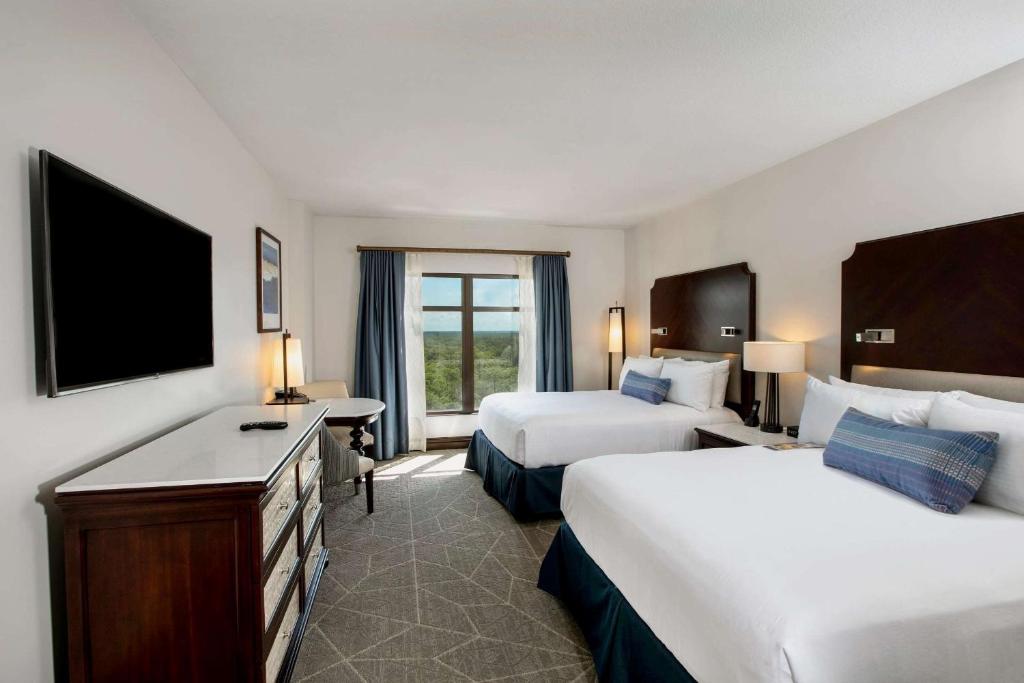 Wyndham Grand Orlando Resort Bonnet Creek - 