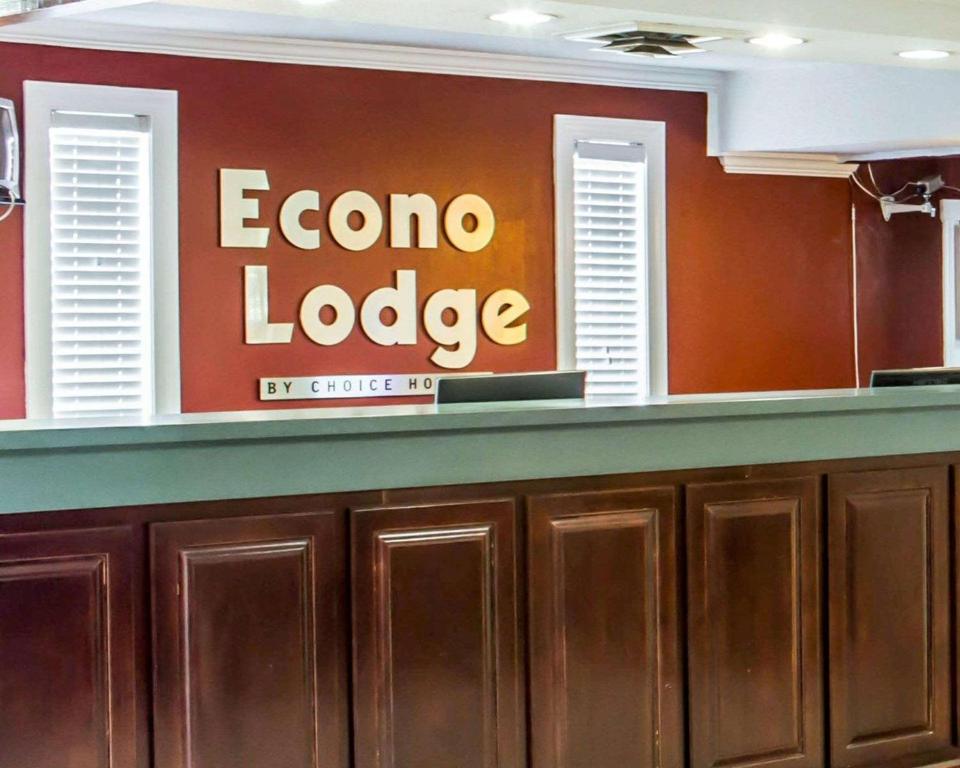 Certifikát, hodnocení, plakát nebo jiný dokument vystavený v ubytování Econo Lodge Burlington I-40