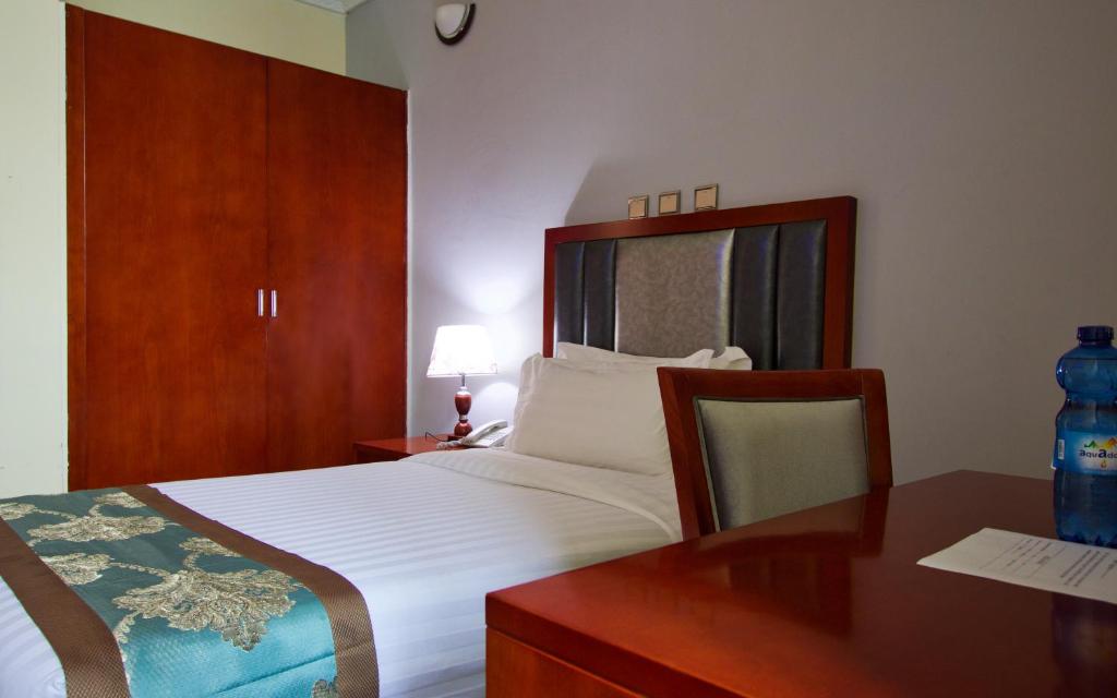 Hera Addis Hotel - Luxe Eenpersoonskamer