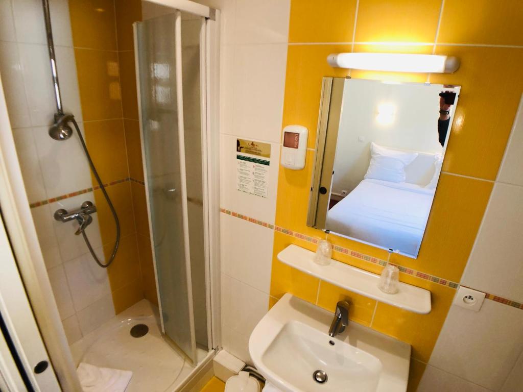 Cit'Hotel Le Volney - Camera Doppia Economica