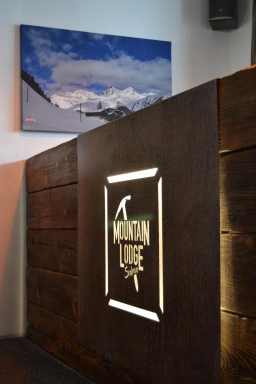 Majutusasutuses Mountain Lodge Sedrun olev sertifikaat, autasu, silt või muu dokument