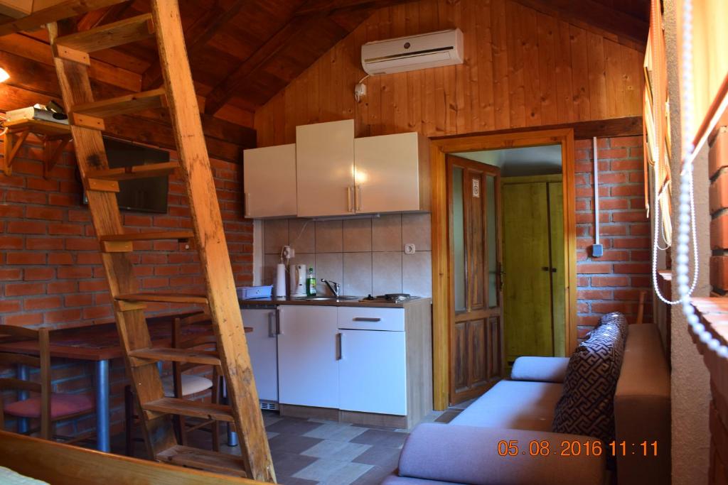 Kuchyňa alebo kuchynka v ubytovaní Apartment Kristic 2