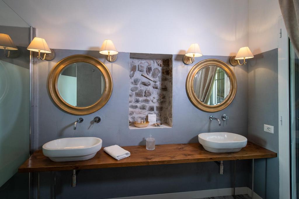 Koupelna v ubytování Hotel Borgo Vistalago