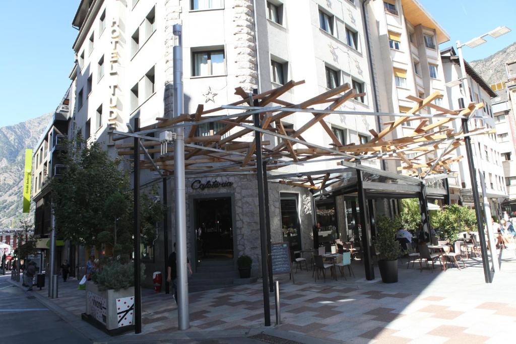 Budova, kde se hotel nachází