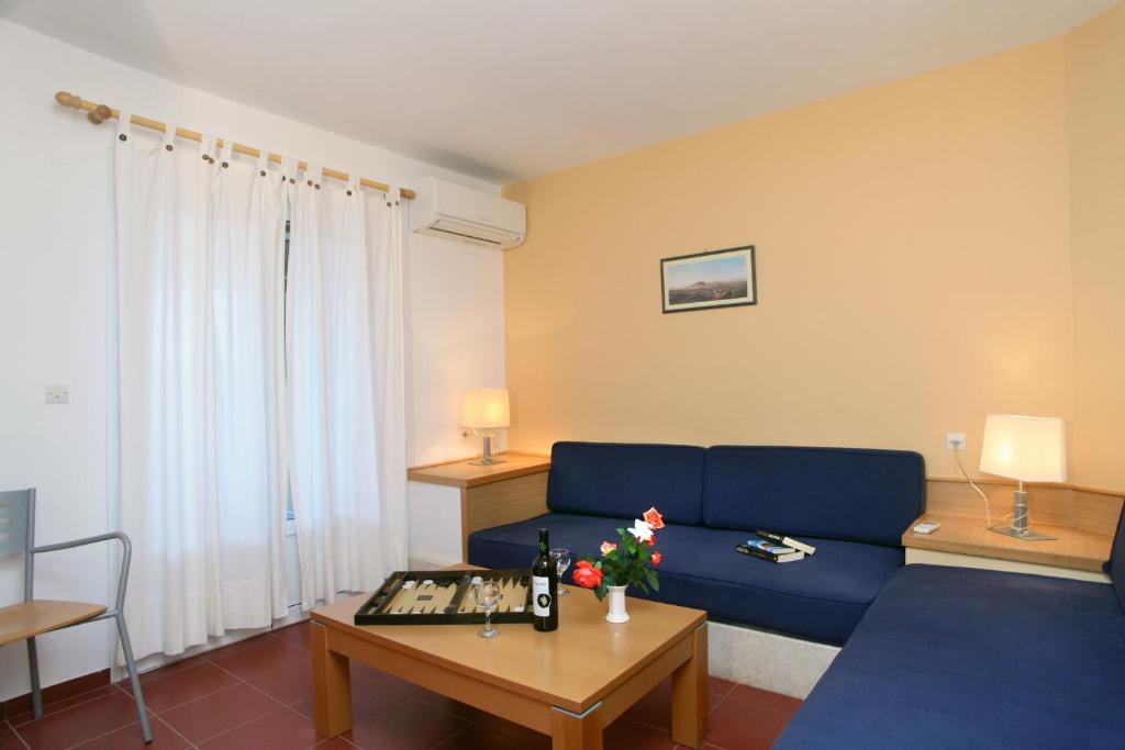 Część wypoczynkowa w obiekcie Hotel Scorpios