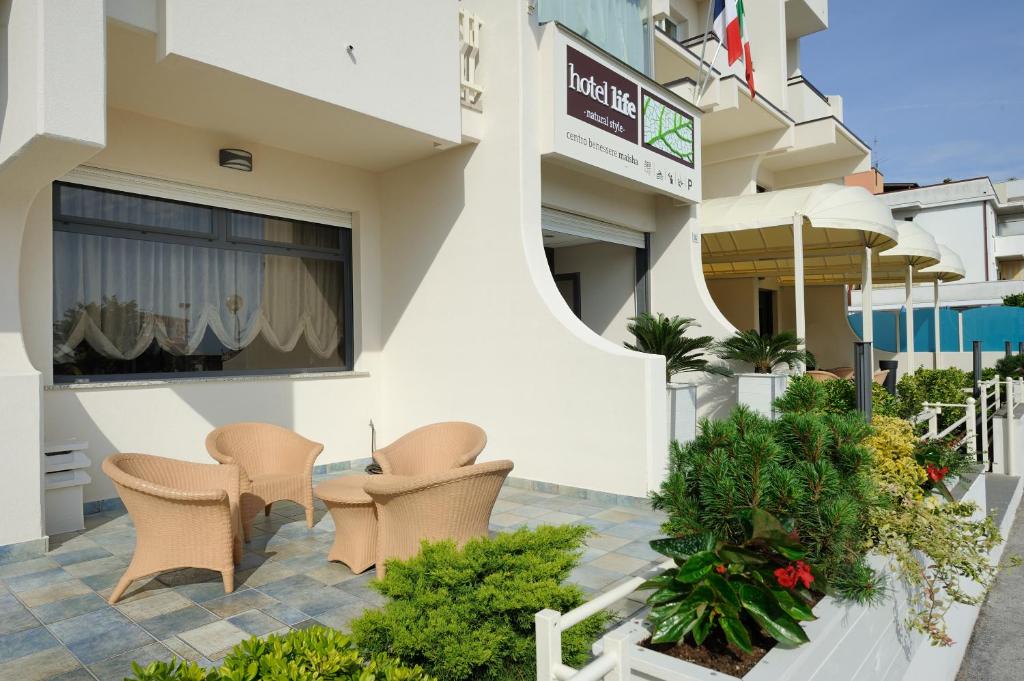Budova, kde se hotel nachází