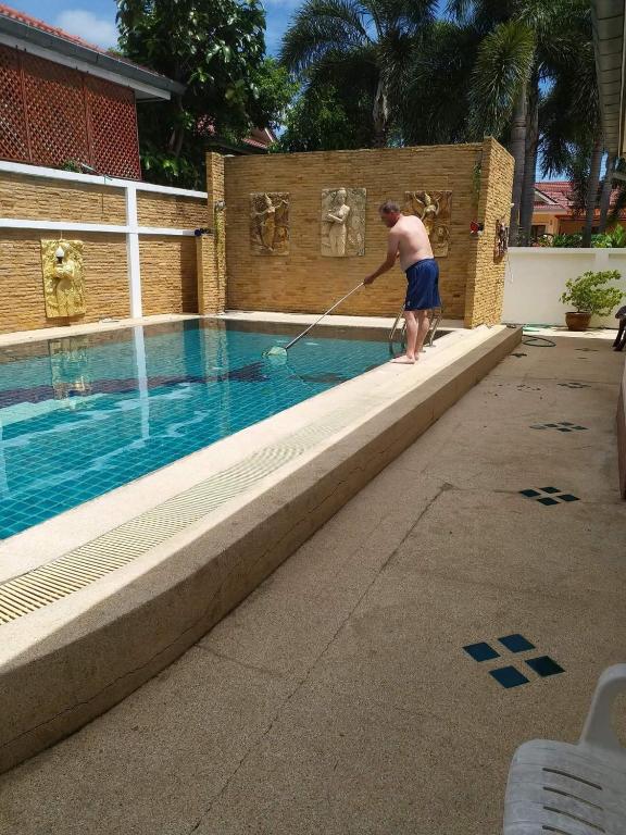 Baan Chockchai 3 - Villa With Private Pool