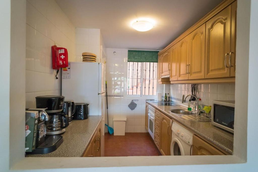 Kuchyň nebo kuchyňský kout v ubytování Apartment in Burriana, Nerja