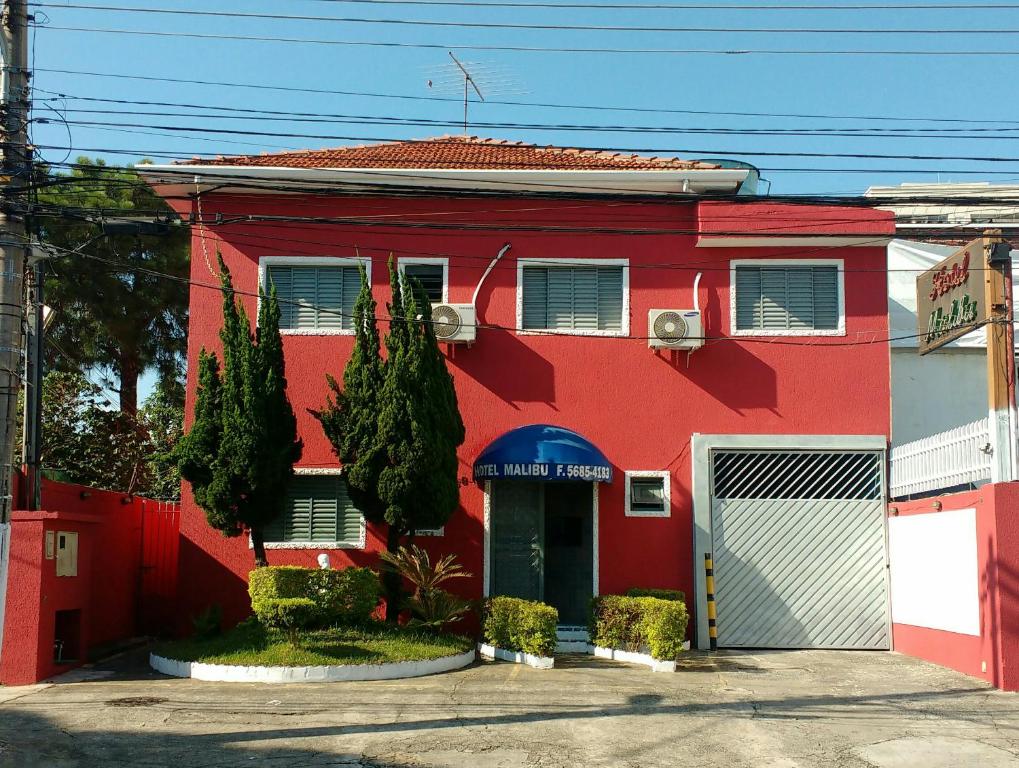  Hotel Malibu (ADULT ONLY)
