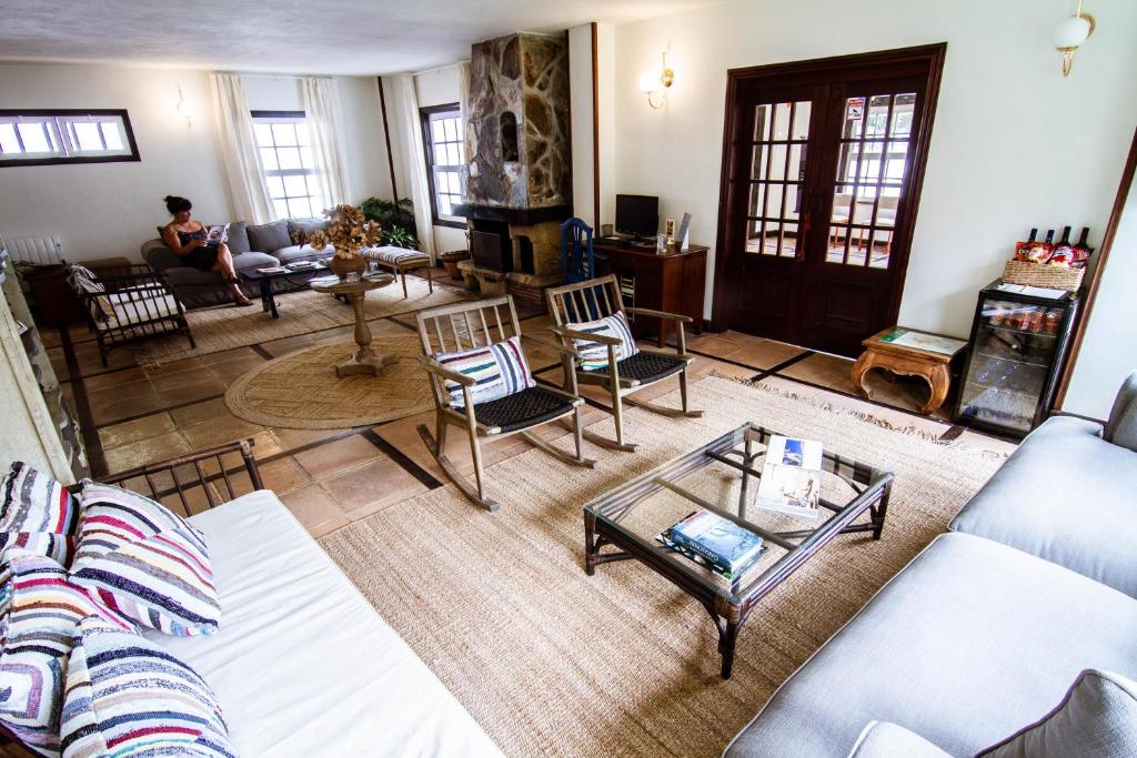 Posedenie v ubytovaní Apartamentos Los Telares