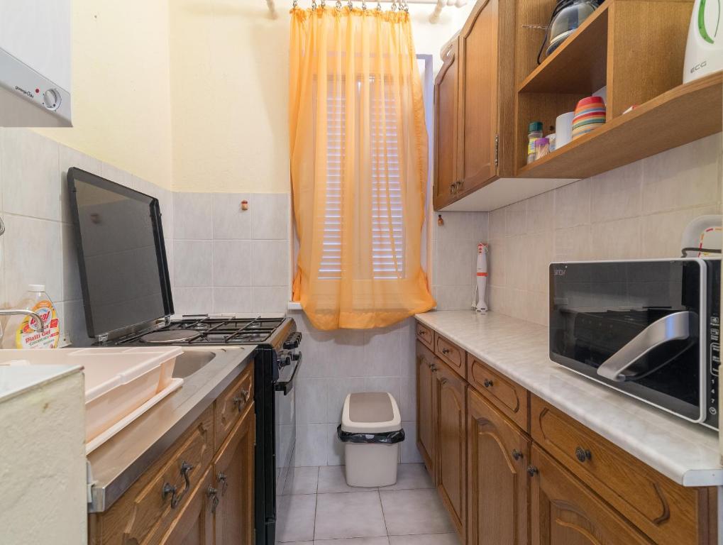 Kuchnia lub aneks kuchenny w obiekcie Apartments Domi