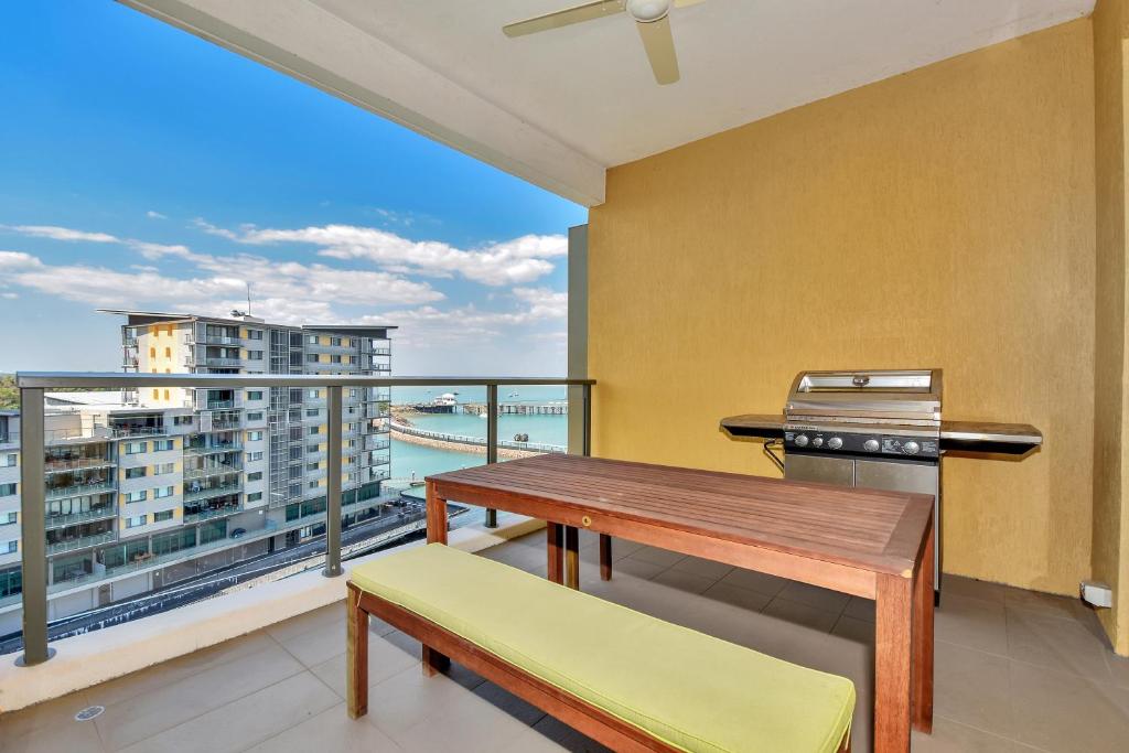 Balkón nebo terasa v ubytování Darwin Waterfront Short Stay Apartments