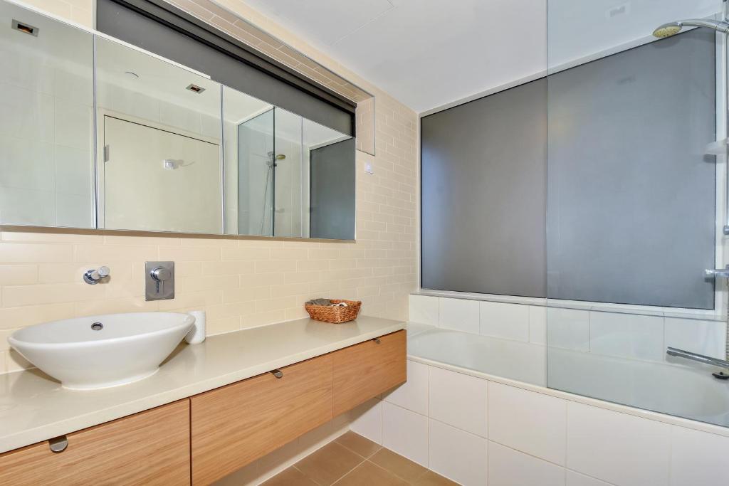 Koupelna v ubytování Darwin Waterfront Short Stay Apartments