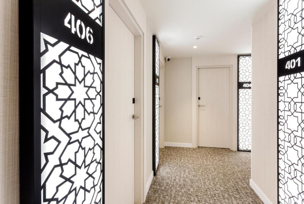 Eurostars Puerta Real - Resim 34