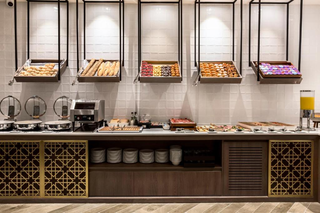 Eurostars Puerta Real - Resim 39