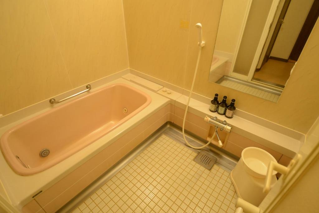 Hotel Tiffany (Adult Only) - Double Room With Private Bathroom - Smoking