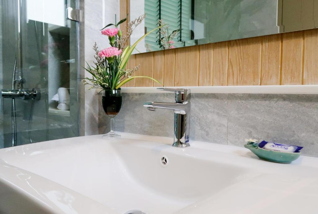 CRAFT Resort & Villas, Phuket Town - 17